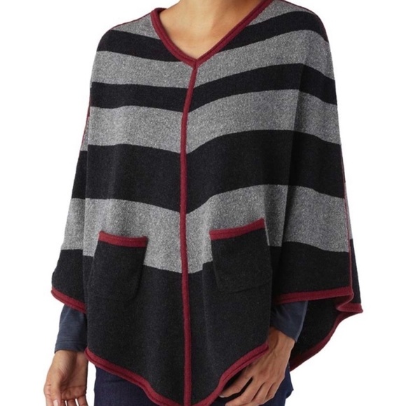 Patagonia Sweaters - Patagonia Knit Sweater Poncho Cotton Blend  Black Gray Red Striped Women’s M / L
